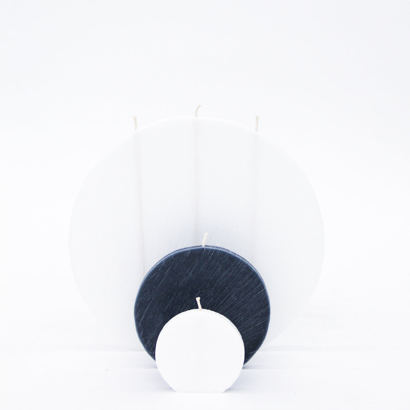 White Circle Candle